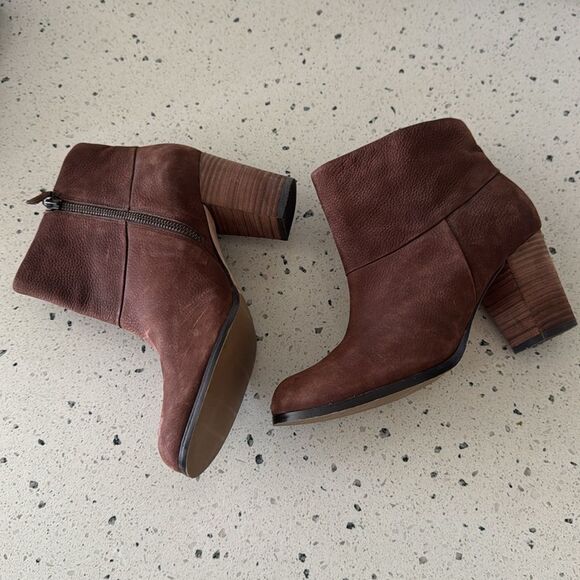 Cole Haan Cassidy Nike Air Chestnut Brown Nubuck Ankle Boots Heels Women’s 9.5B - Picture 4 of 12